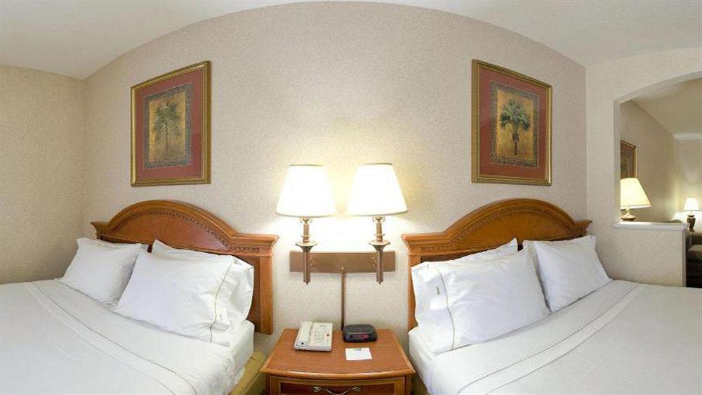 Armoni Inn & Suites Orangeburg Экстерьер фото