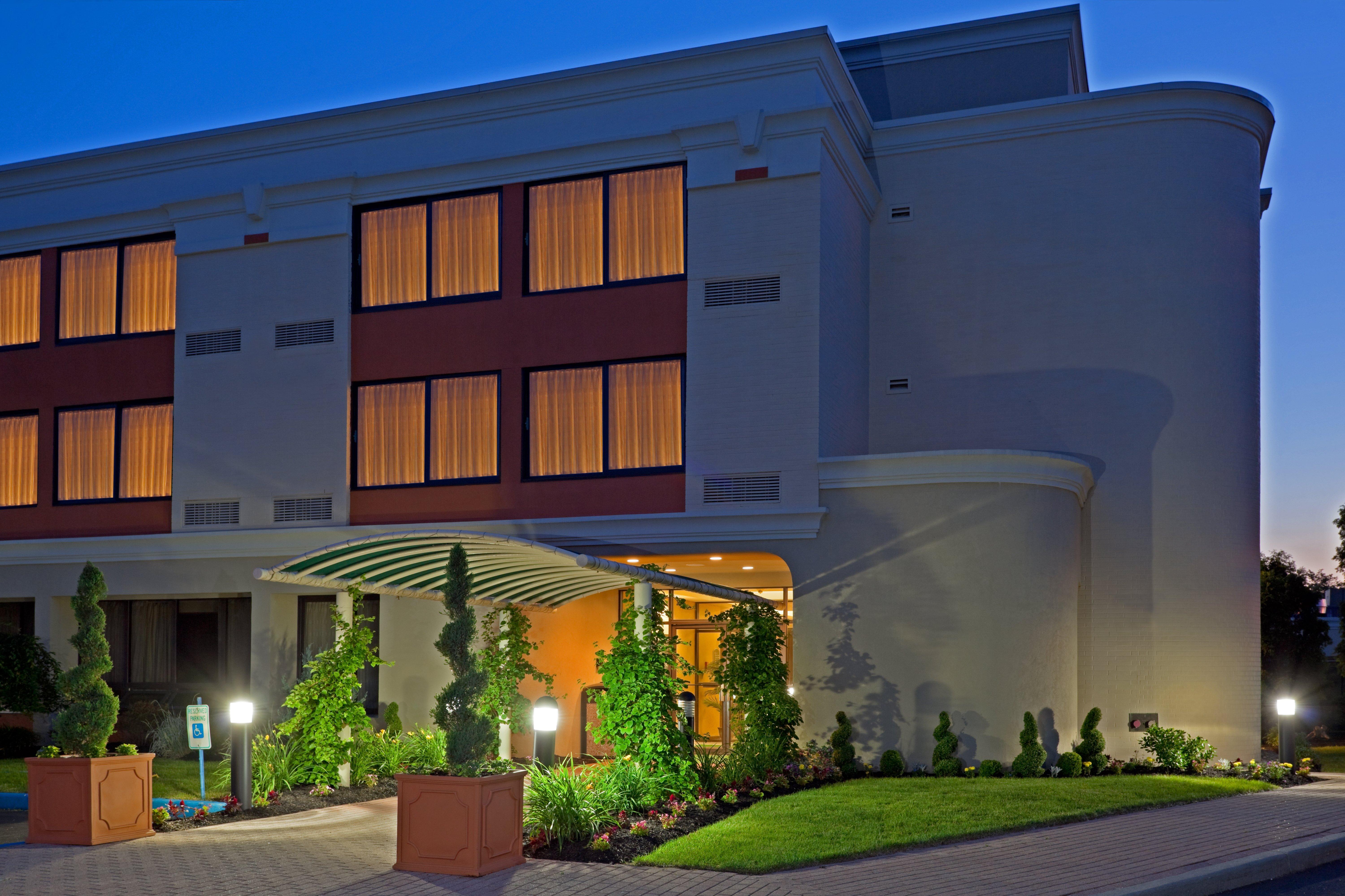 Armoni Inn & Suites Orangeburg Экстерьер фото