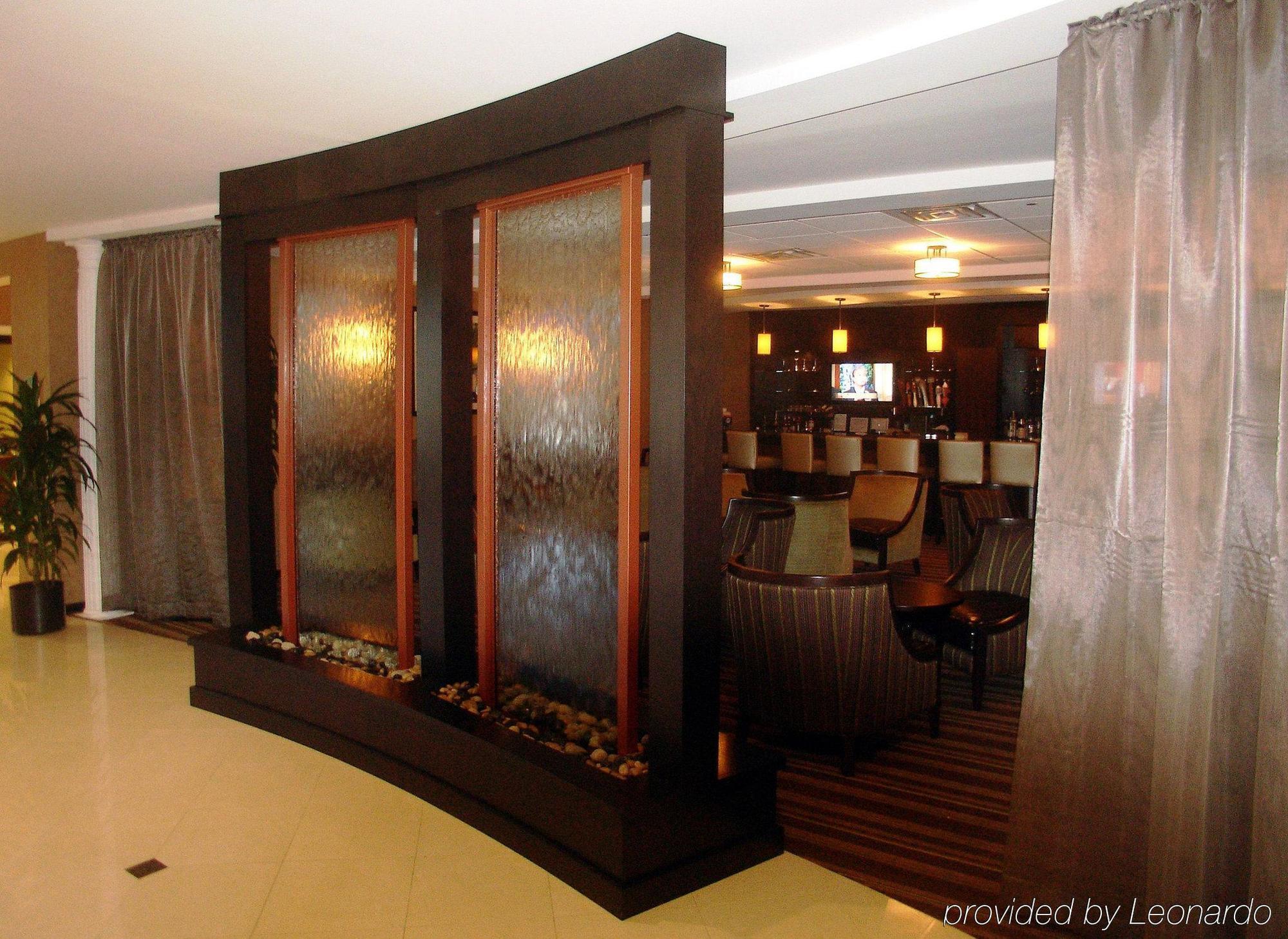 Armoni Inn & Suites Orangeburg Интерьер фото